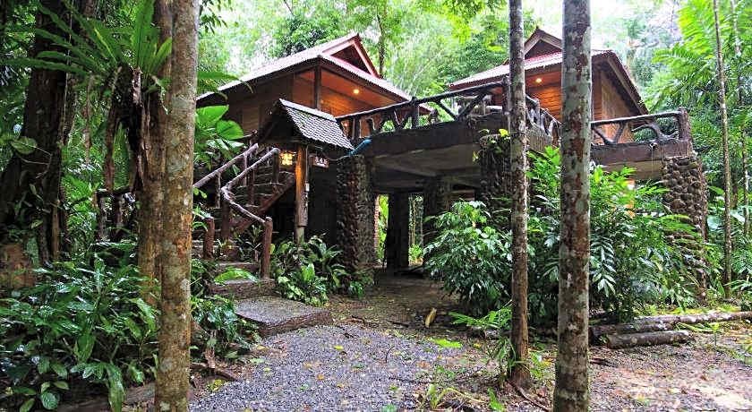 Art's Riverview Lodge