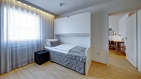 Longstay Room