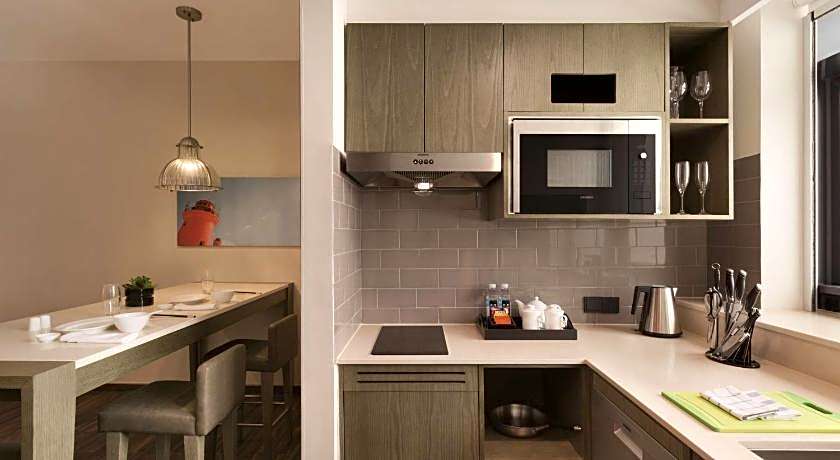 Hyatt House Shenzhen Airport