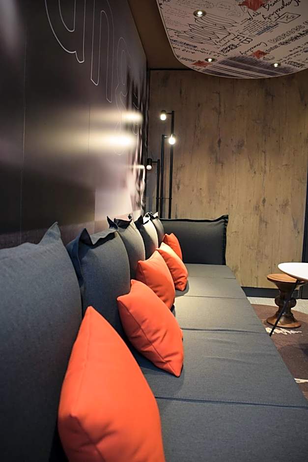 ibis Saint-Denis Stade Ouest