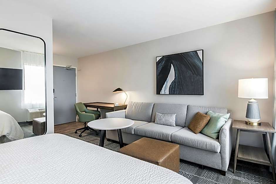 Staybridge Suites - Dawson Creek By IHG