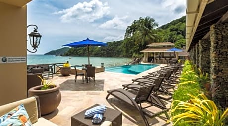 Blue Waters Inn