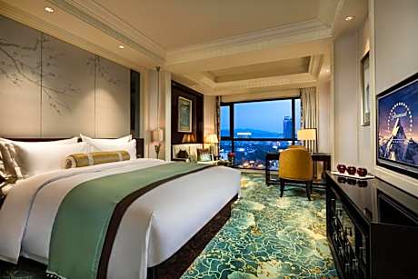 Exquisite Double Room with 1 Free Coffee