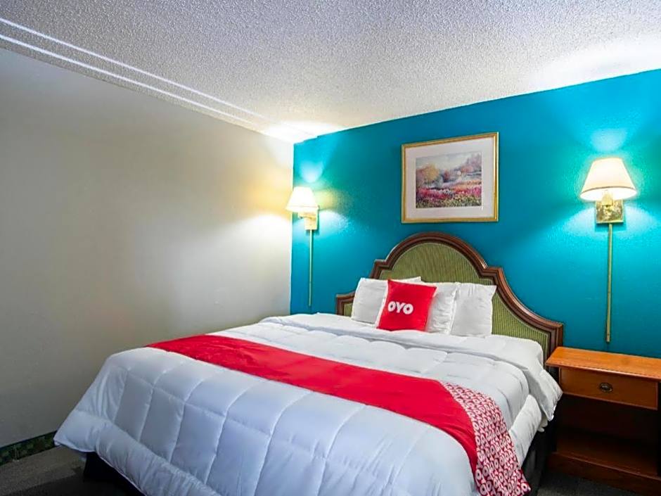 OYO Hotel Hutchinson West 4th Ave