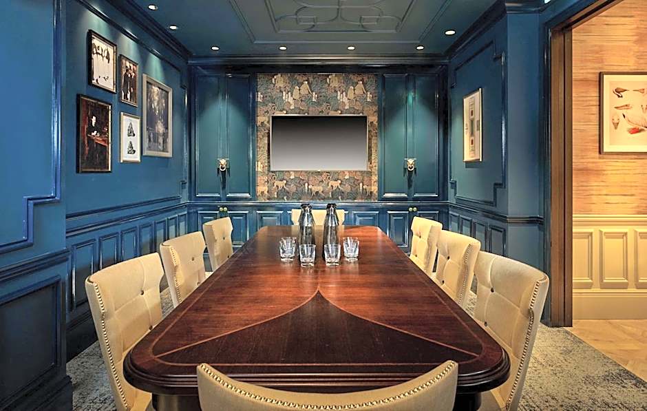 100 Queen's Gate Hotel London, Curio Collection by Hilton