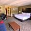 Comfort Inn & Suites Grafton-Cedarburg