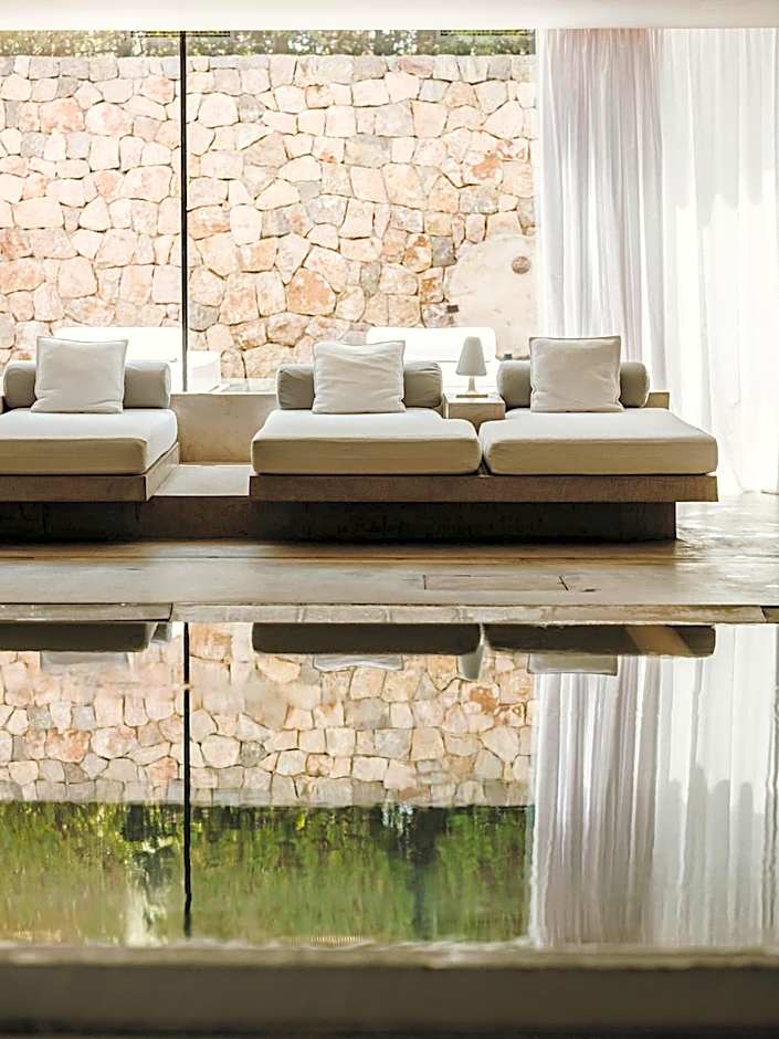 Aguas de Ibiza by NCalma Hotels