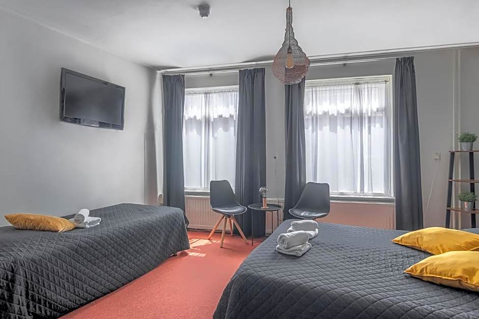 Hotel Cafe Restaurant 't Raedhus