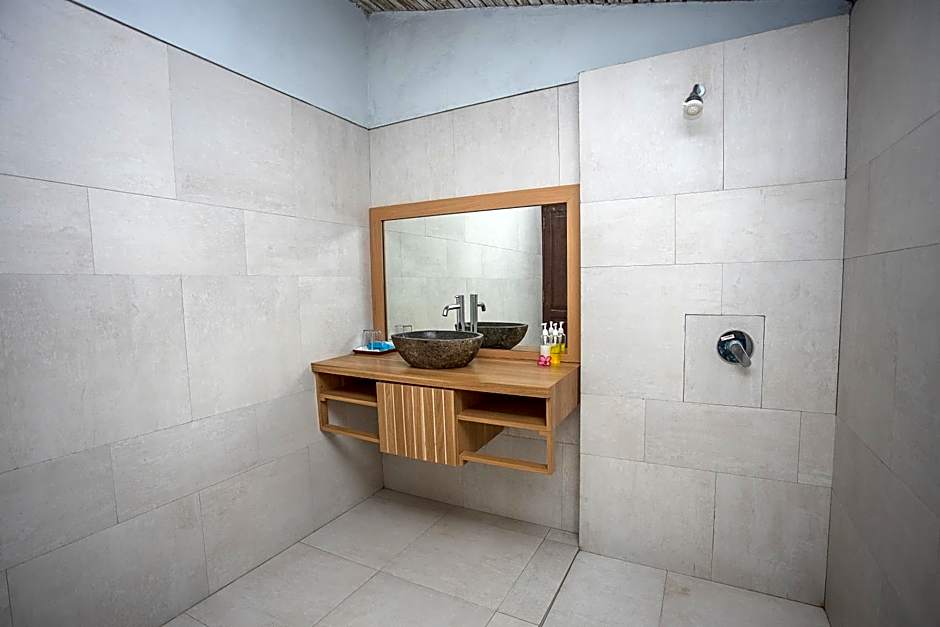 Tropical Garden by TANIS