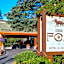 Fox Hotel And Suites