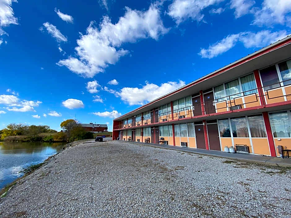 Innkeeper Motel Hamel