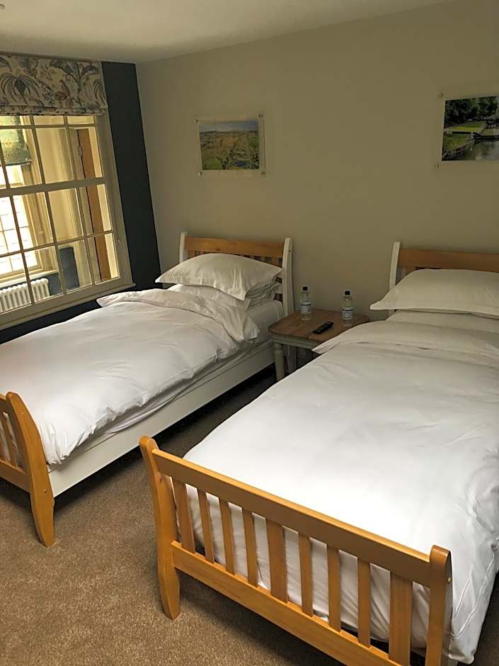 The Peppermill Town house Hotel & Restaurant