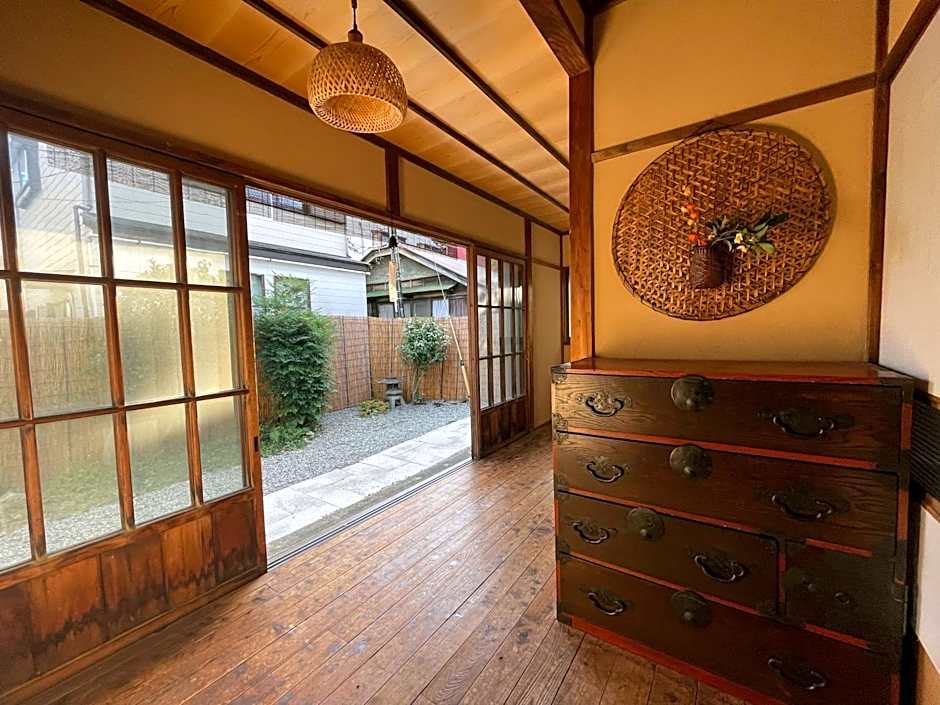 古民家の宿 鎌倉楽庵