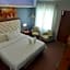 Hotel Camila 2