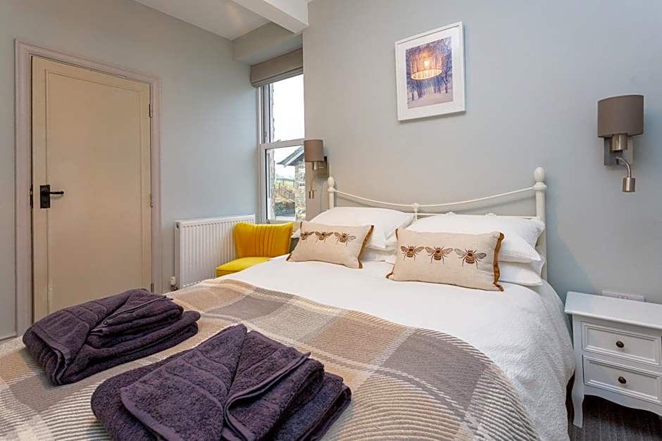 Howgills House Hotel