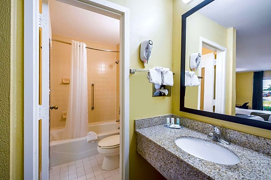 Quality Inn Fredericksburg-Central Park Area