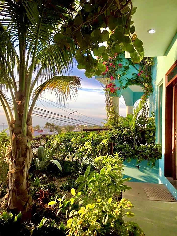 Casa Cielo Studio 1 with Tropical Garden Patio
