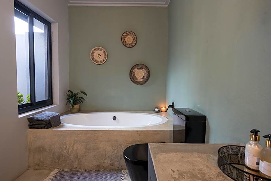 Muunga Bush Lodge & Spa