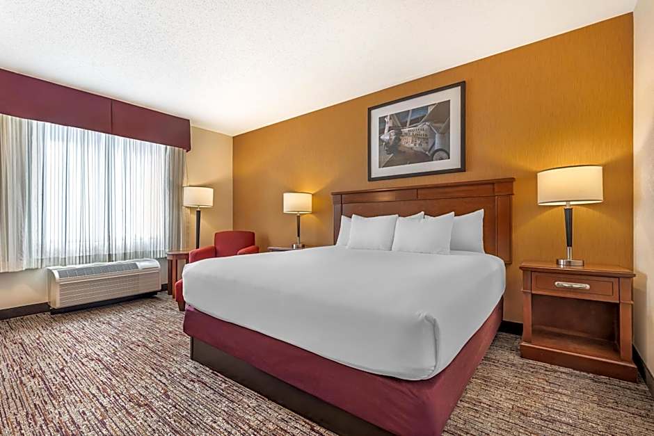 Drury Inn & Suites St. Louis near Forest Park