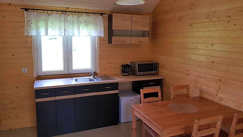 Gościniec Mazurek , Domek drewniany 1