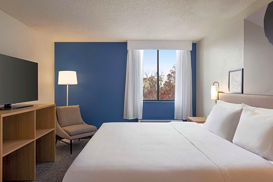 Spark By Hilton Germantown Washington Dc North