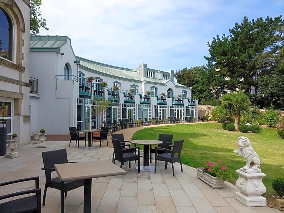 Clos de Vallombreuse, The Originals Relais (Relais du Silence)