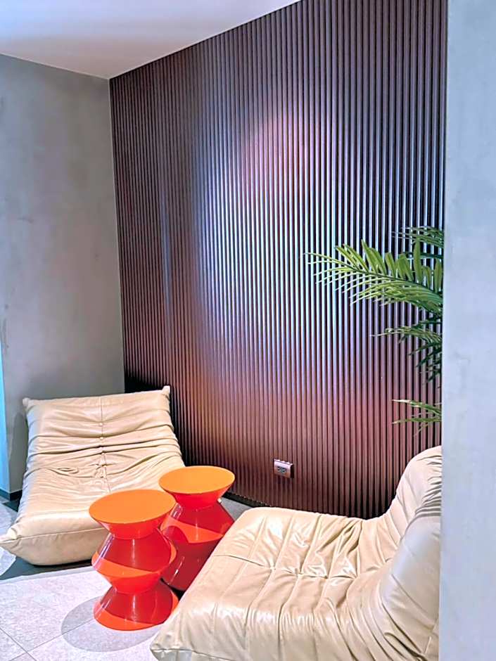 The Edge Central Pattaya เอดจ์ เซ็นทรัล พัทยากลาง