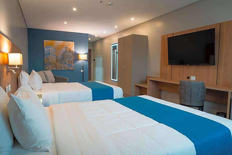 Tryp by Wyndham Asuncion