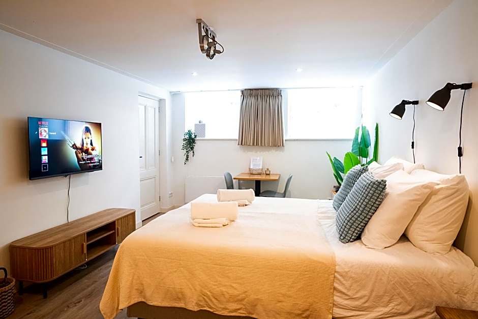 Nassau Canal Suites - in the heart of the city