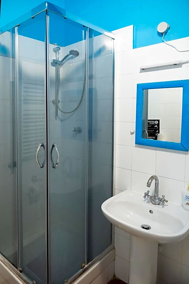 Manena Hostel Genova
