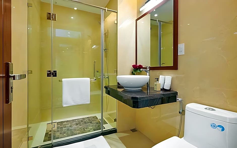 Paradise Suites Hotel