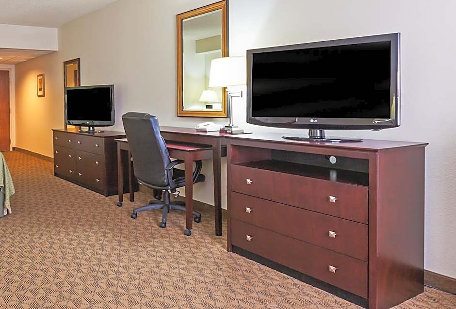 Holiday Inn Springdale-Fayetteville Area By IHG