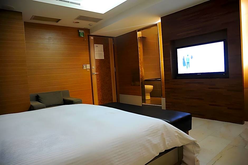 Michelle Hotel