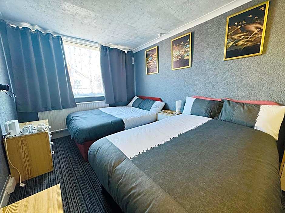 Lynalan – Blackpool