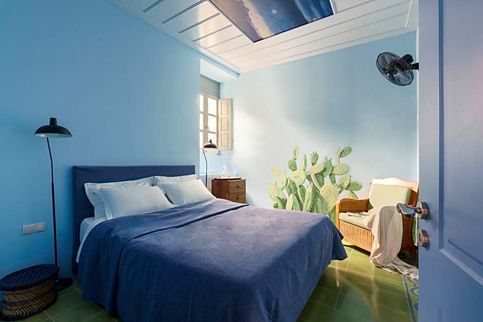 Cactus Hydra - Art Apartments