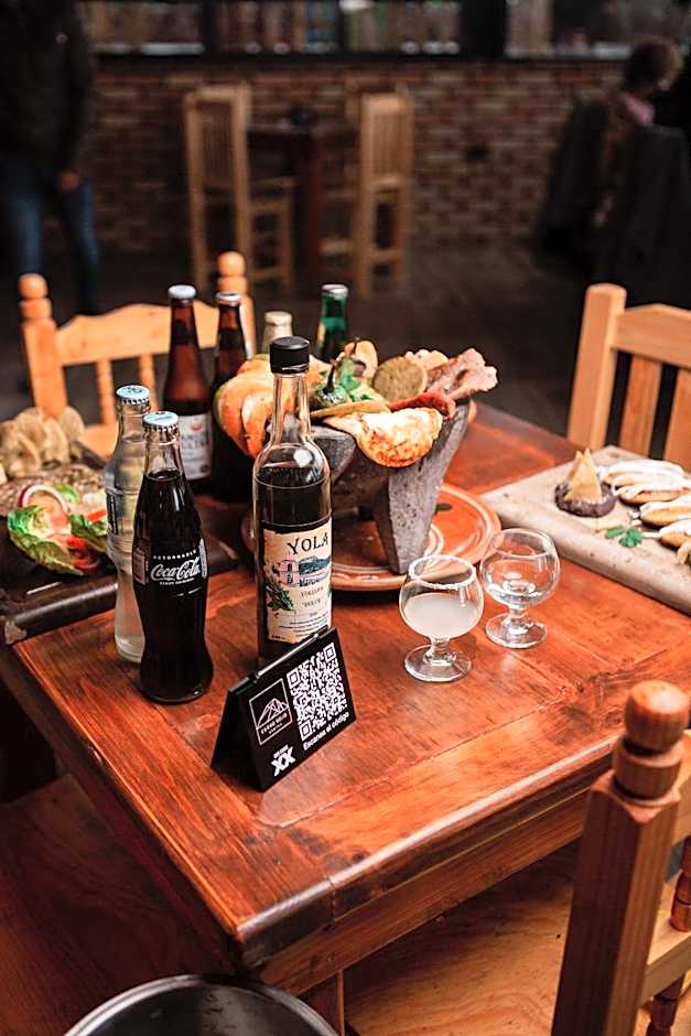 Hotel & Suites Cerro Roj0