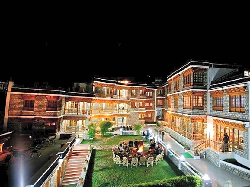 Hotel Spic N Span