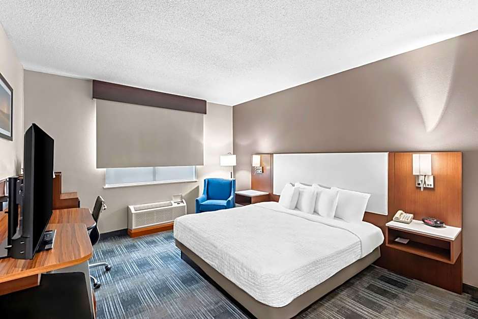 Best Western Ottumwa Inn & Suites