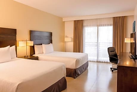 Queen Room with Two Queen Beds - Non-Smoking