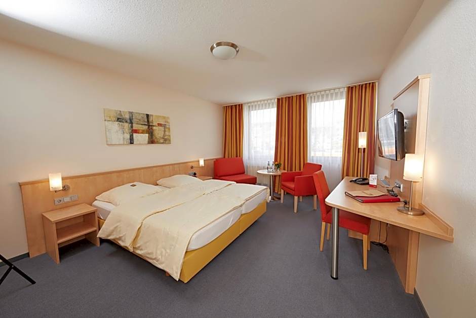 Hotel Filderland-Stuttgart Messe Airport - Free Parking