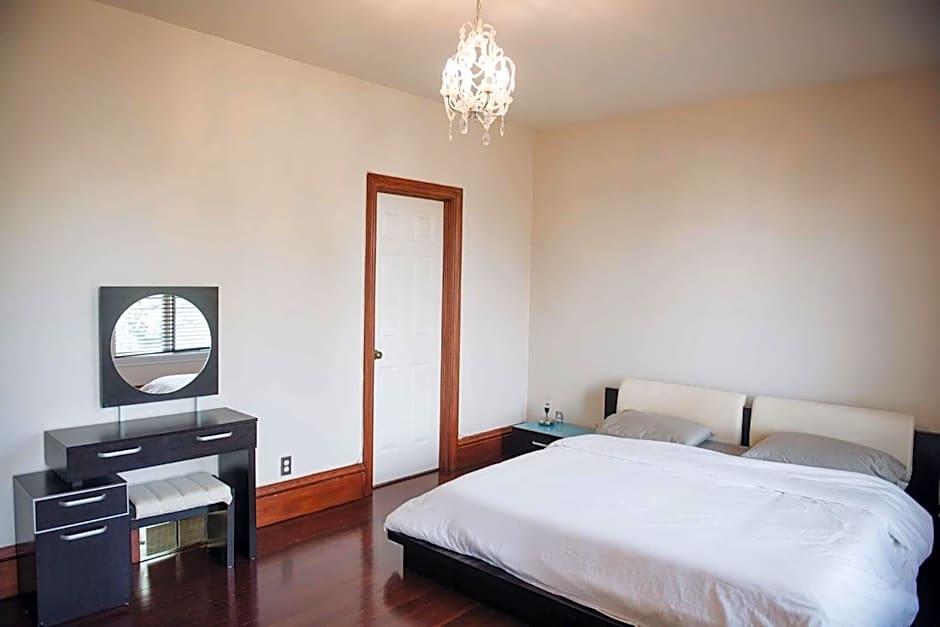 JstLikeHome - Luxury Mansion & Guesthouse