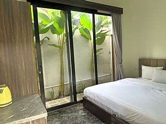 Nofrah House Syariah Mitra RedDoorz