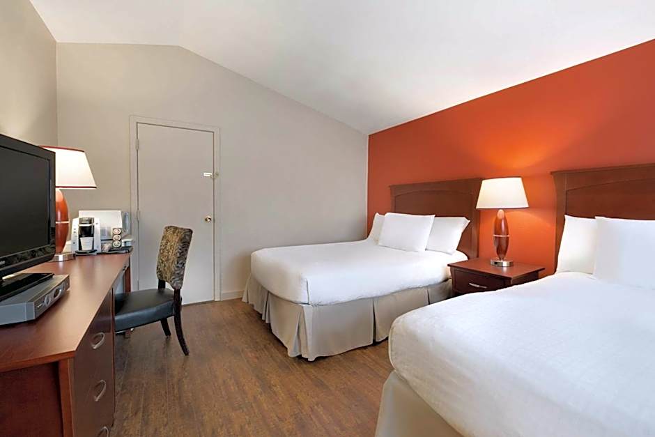 Photo 1 of 2 of Queen Room with Two Queen Beds - Back Building/Non-Smoking