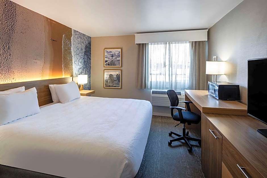 Aiden by Best Western Cape Cod - West Yarmouth