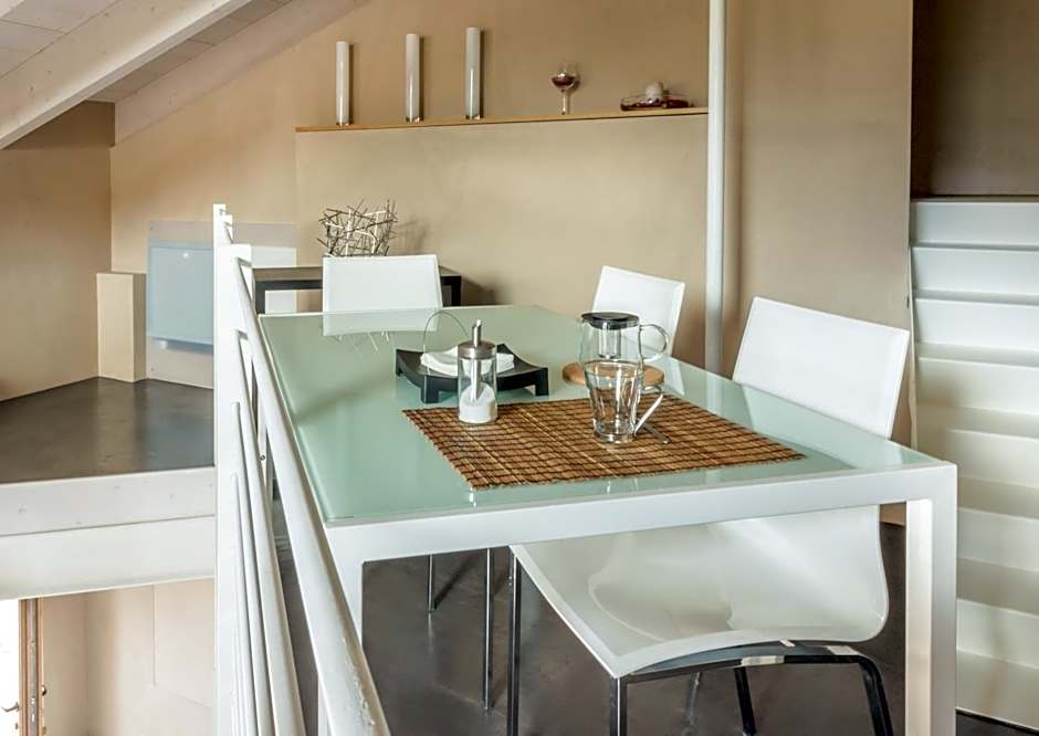 B&B éve