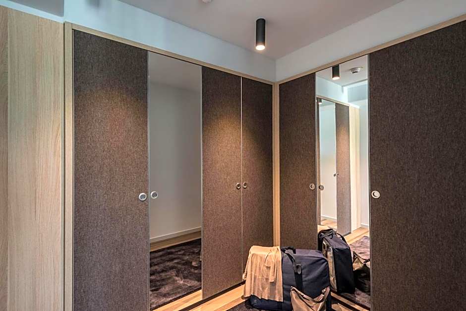 Golden Ball, Exclusive Serviced Apartments Munich