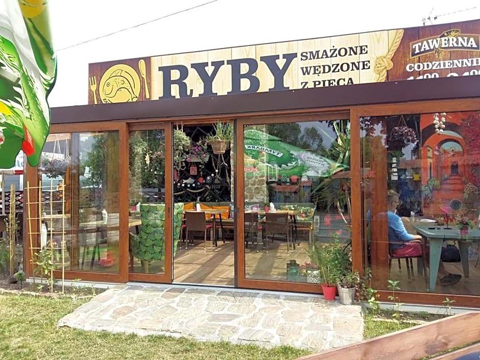 Tawerna Rataje Pokoje Gościnne