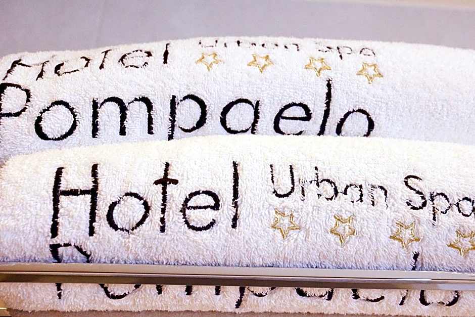 Hotel Pompaelo Plaza del Ayuntamiento & Spa