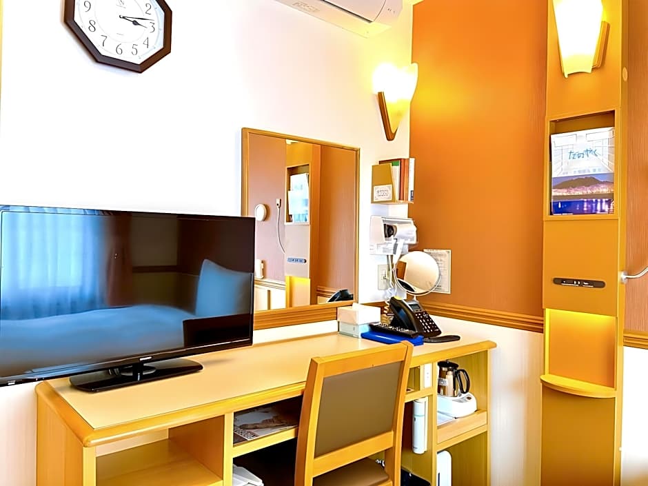 Toyoko Inn Osaka Umeda Nakatsu No.1
