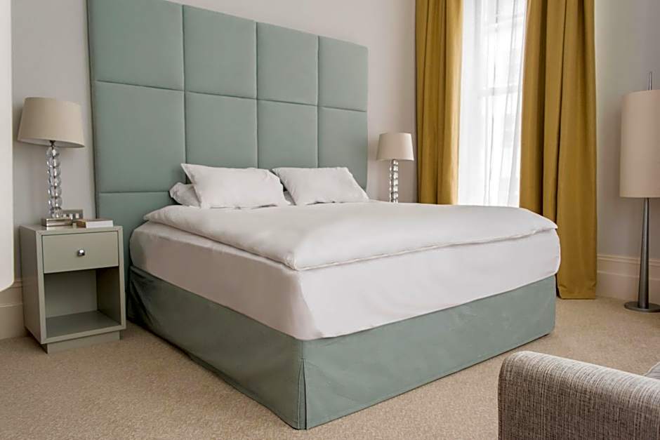 The Chatsworth Hotel